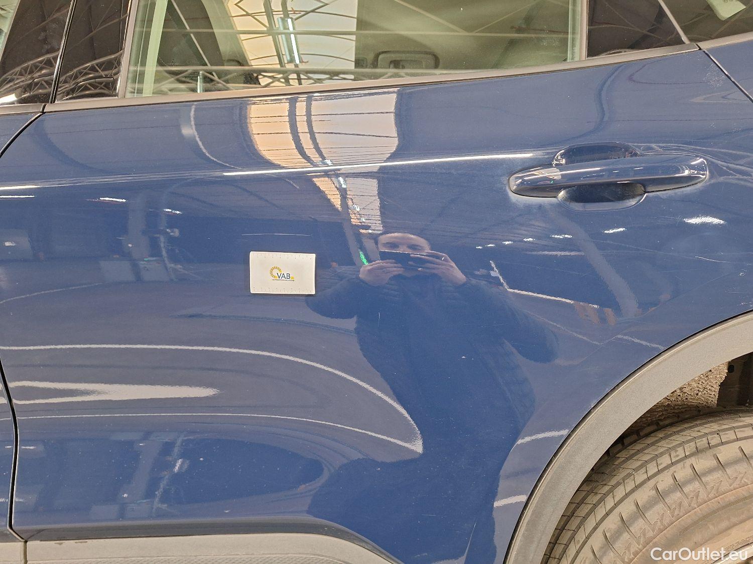  Ford  Kuga Ford,  '19, Ford  2.5i PHEV Aut. 165kW Titanium 5d #24