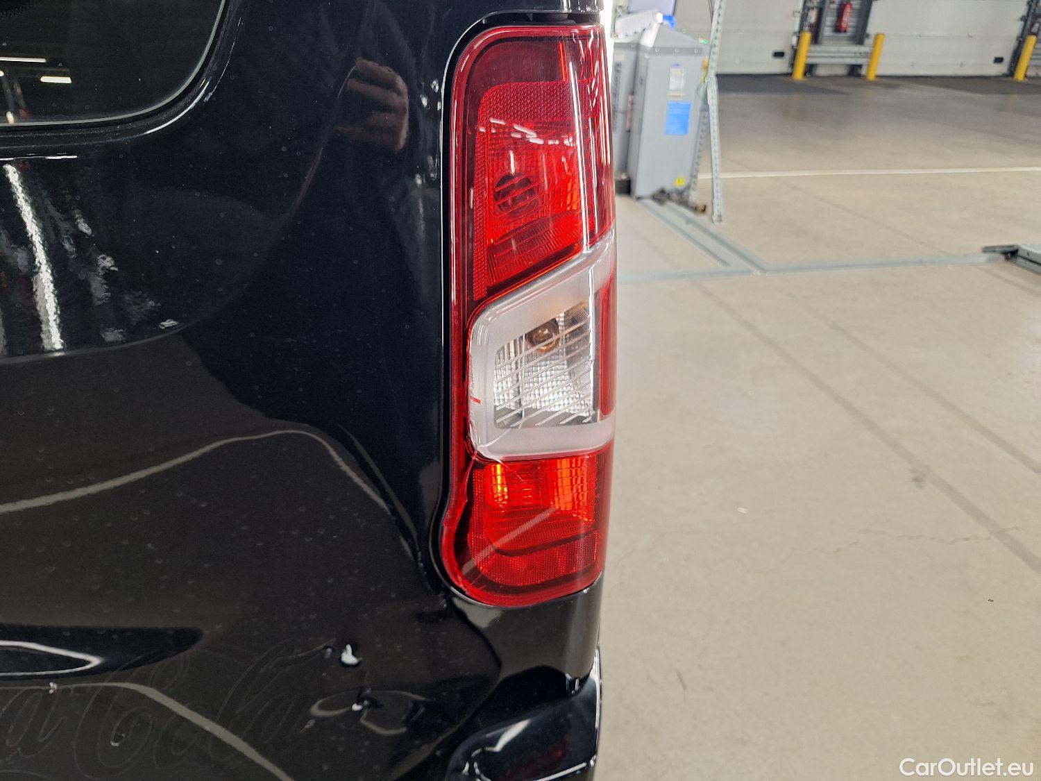  Opel  Combo Opel,  Life '18, Opel  Life 1.5 Turbo D BlueI 96kW S/S Eleganc #33