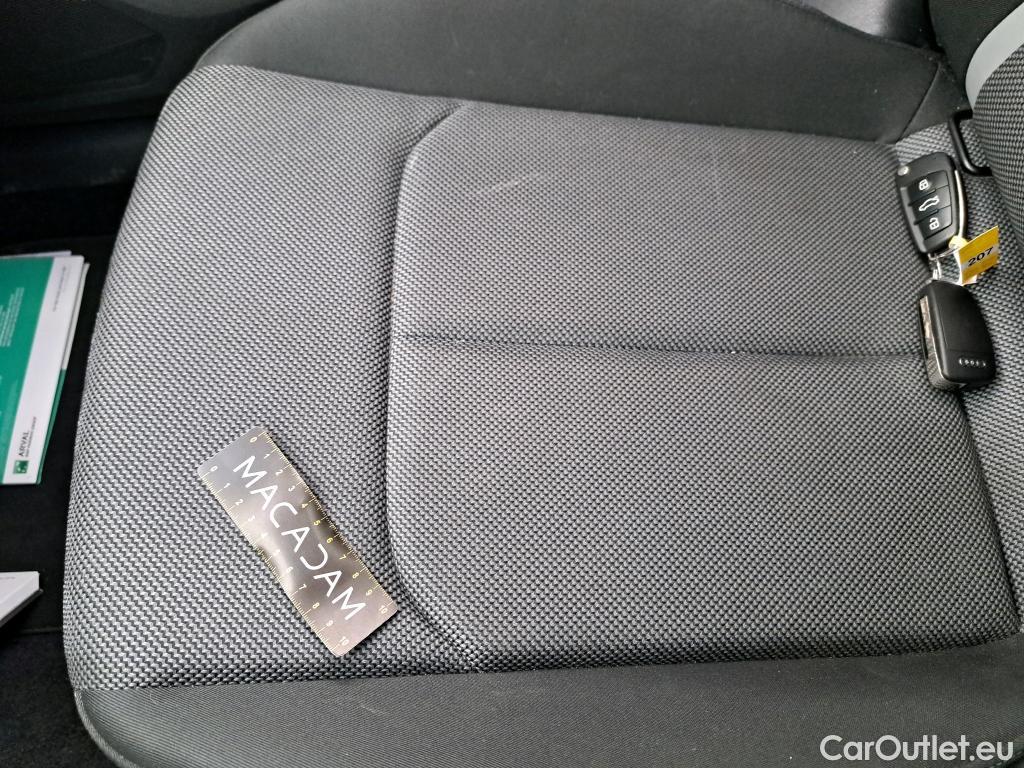  Audi  Q2  30 TDI advanced 2.0 TDI 115CV BVA7 E6d #16