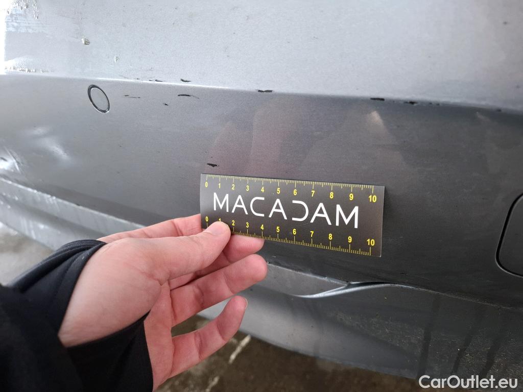  Bmw  Serie 1 BMW Série 1 / 2019 / 5P / Berline 116d DKG7 Business Design #9