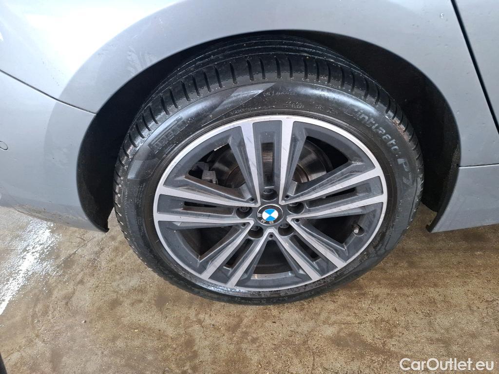  Bmw  Serie 1 BMW Série 1 / 2019 / 5P / Berline 116d DKG7 Business Design #21