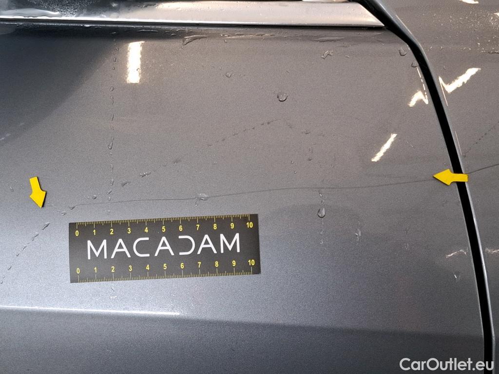  Bmw  Serie 1 BMW Série 1 / 2019 / 5P / Berline 116d DKG7 Business Design #4