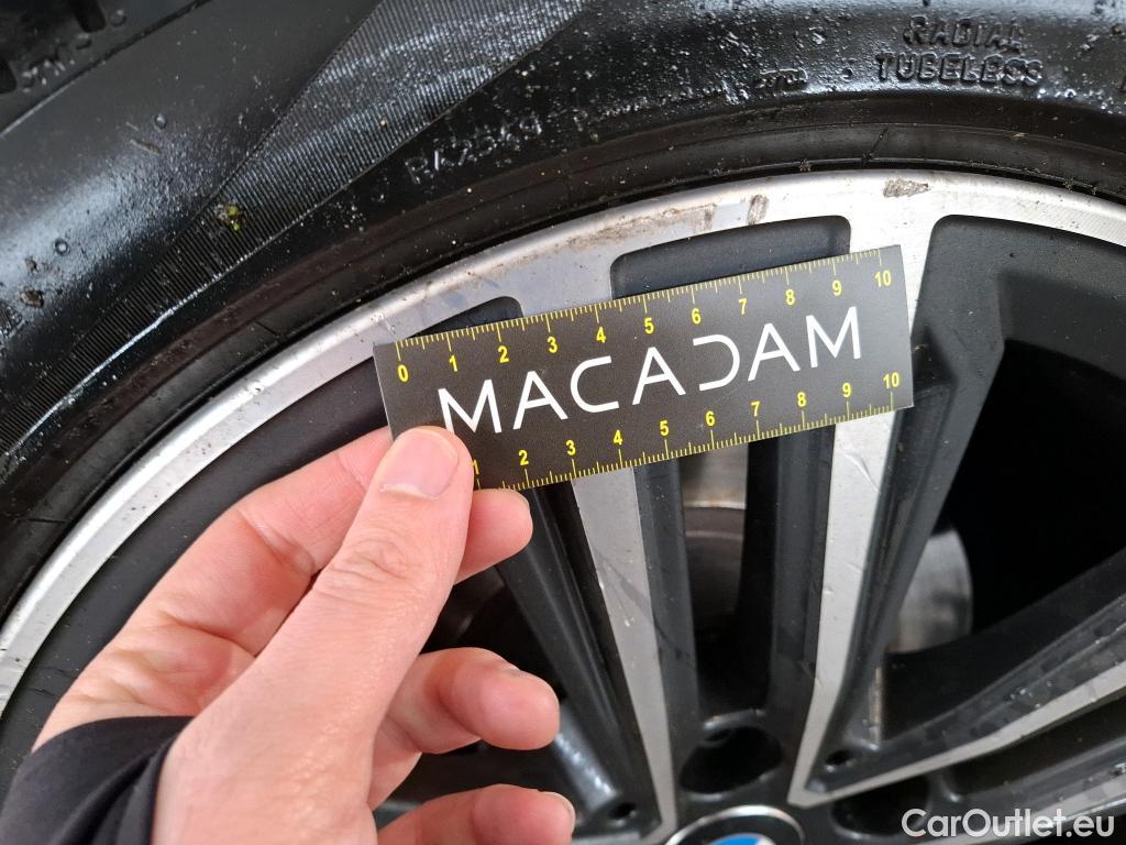  Bmw  Serie 1 BMW Série 1 / 2019 / 5P / Berline 116d DKG7 Business Design #23