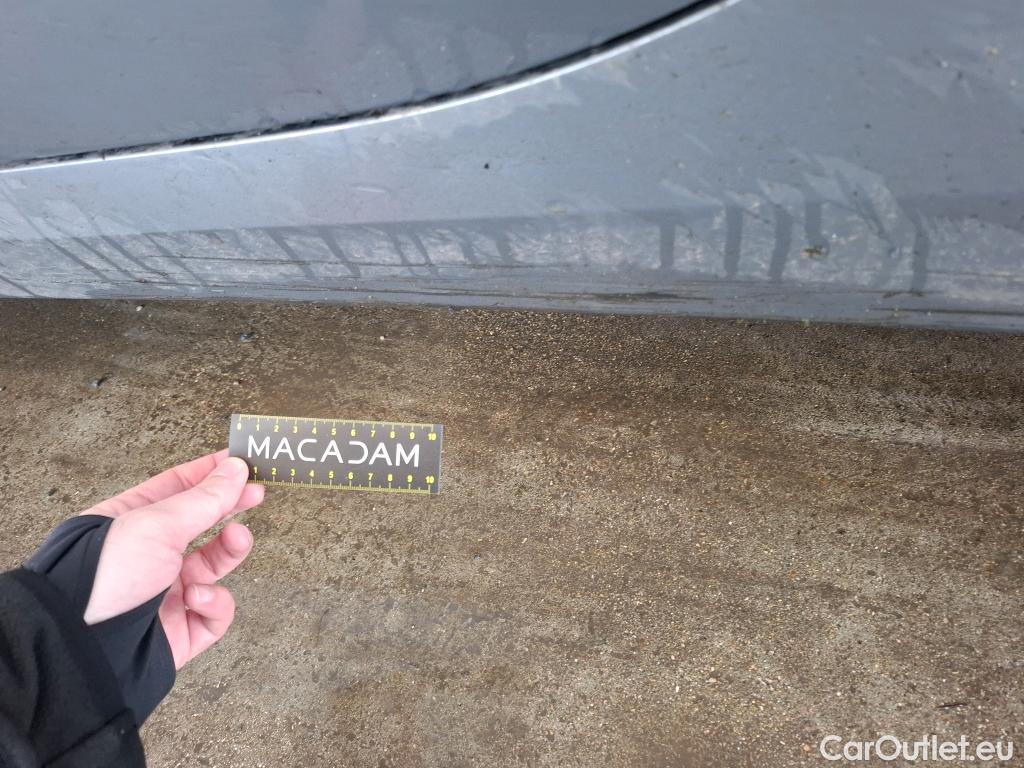  Bmw  Serie 1 BMW Série 1 / 2019 / 5P / Berline 116d DKG7 Business Design #12