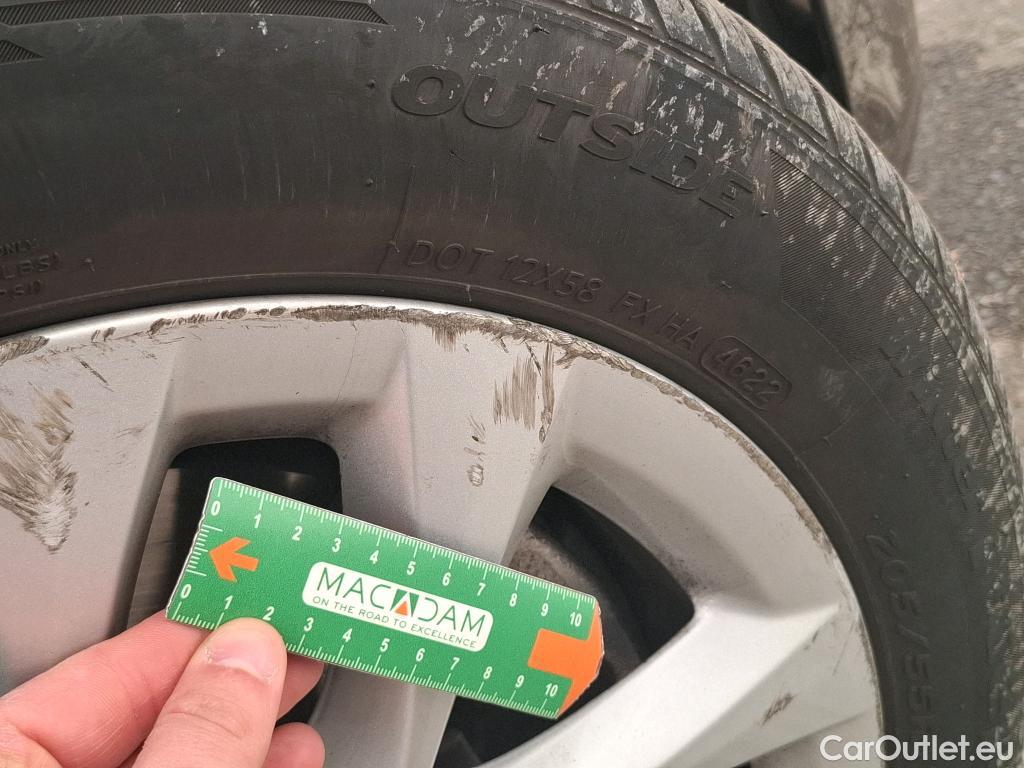  Bmw  Serie 2 Série 2 Gran Tourer 218d Lounge 2.0 150CV BVA8 E6d #34