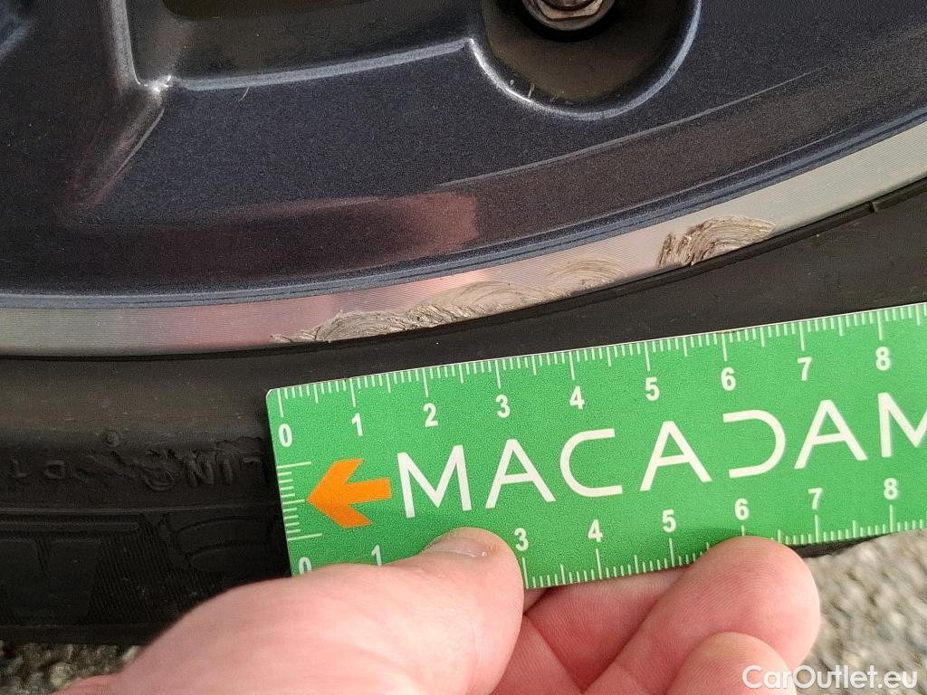  Bmw  Serie 1 BMW Série 1  2019  5P  Berline 116i DKG7 Business Design #16