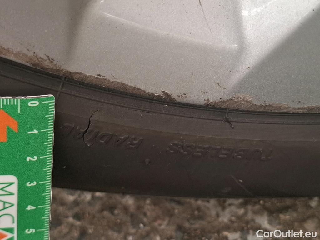  Bmw  Serie 2 Série 2 Gran Tourer 218d Lounge 2.0 150CV BVA8 E6d #24