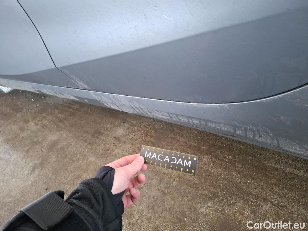  Bmw  Serie 1 BMW Série 1 / 2019 / 5P / Berline 116d DKG7 Business Design #11