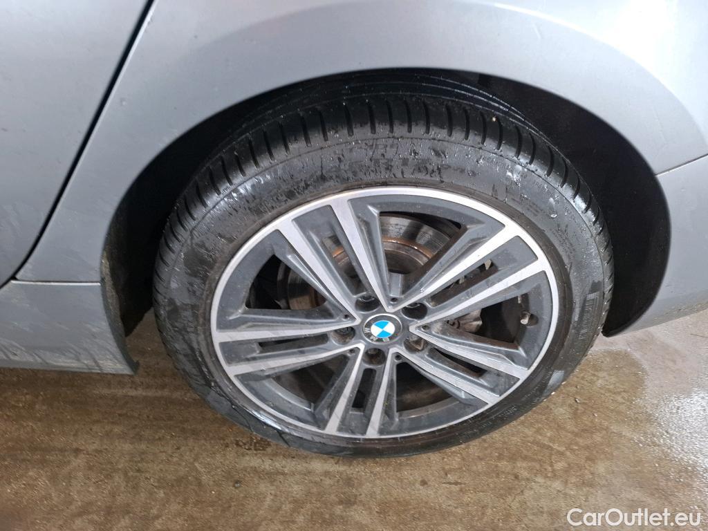  Bmw  Serie 1 BMW Série 1 / 2019 / 5P / Berline 116d DKG7 Business Design #17