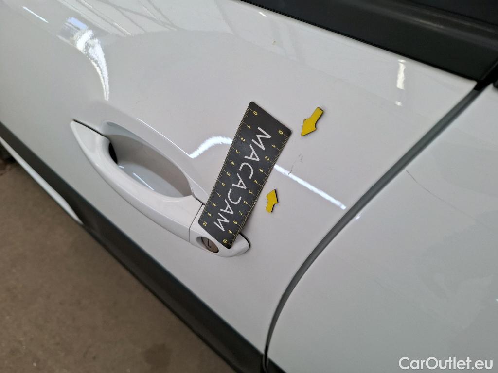  Citroen  C3  Shine Business 1.2 PureTech 110CV BVM6 E6d #32