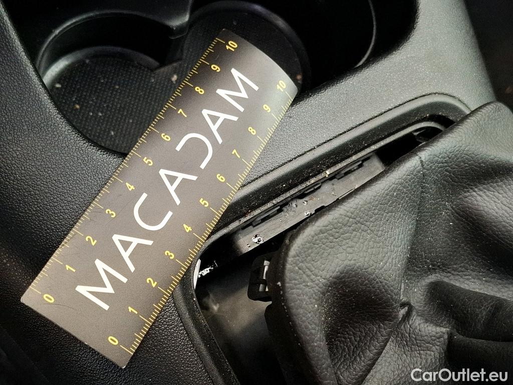  Citroen  C3  Société Feel Business R 1.2 PureTech 80CV BVM5 E6 #17