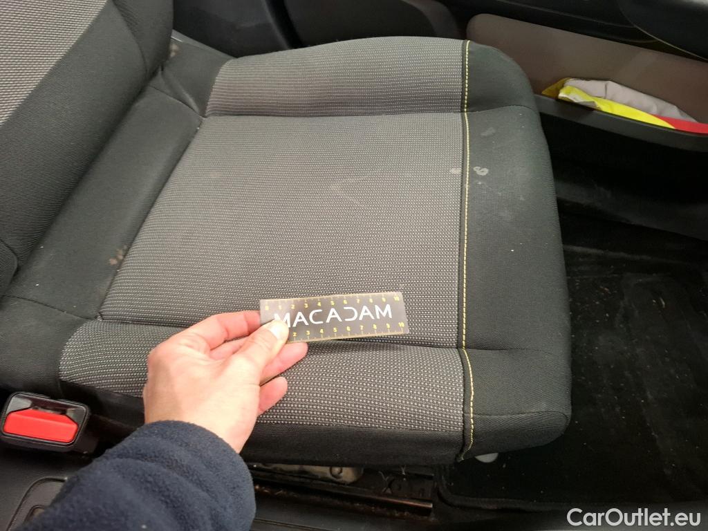  Citroen  C3  Shine Business 1.2 PureTech 110CV BVM6 E6d #21