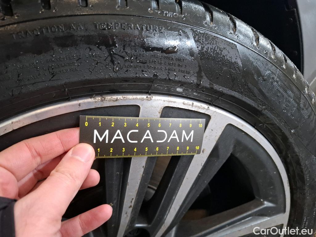  Bmw  Serie 1 BMW Série 1 / 2019 / 5P / Berline 116d DKG7 Business Design #15