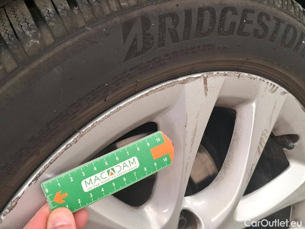  Bmw  Serie 2 Série 2 Gran Tourer 218d Lounge 2.0 150CV BVA8 E6d #52