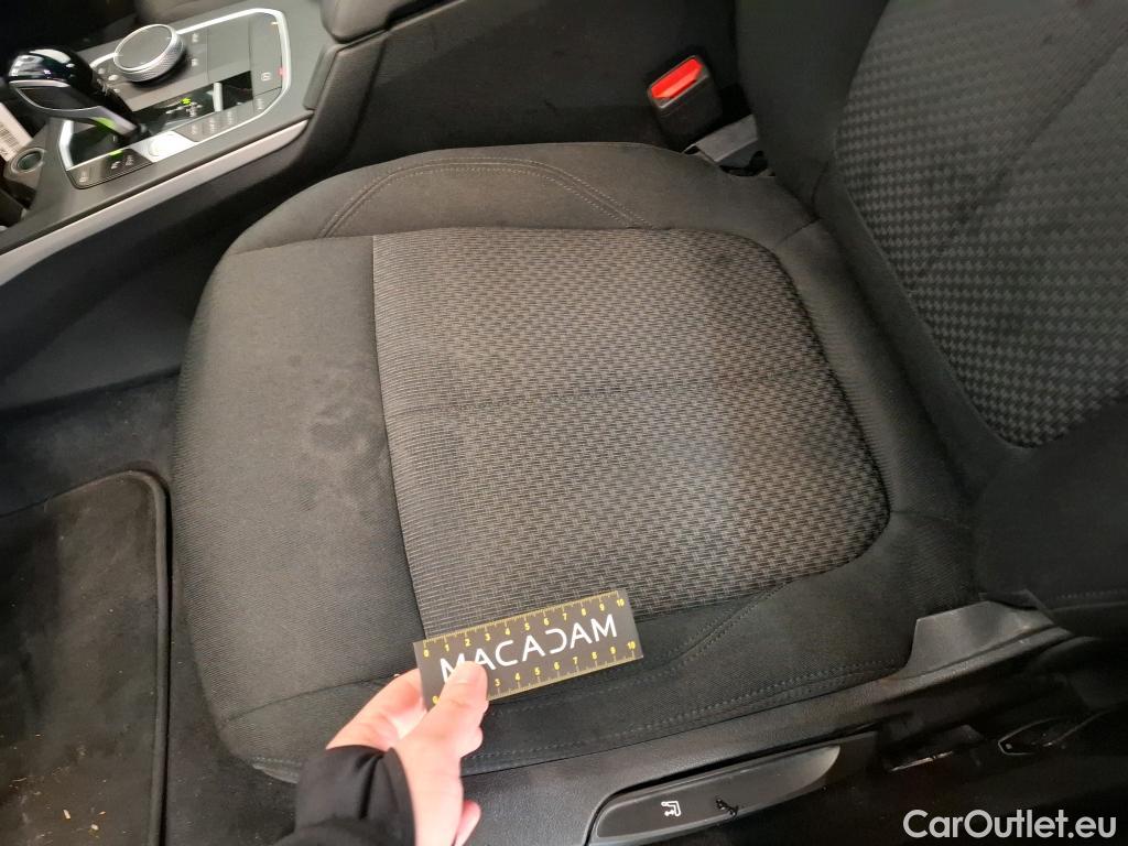  Bmw  Serie 1 BMW Série 1 / 2019 / 5P / Berline 116d DKG7 Business Design #33