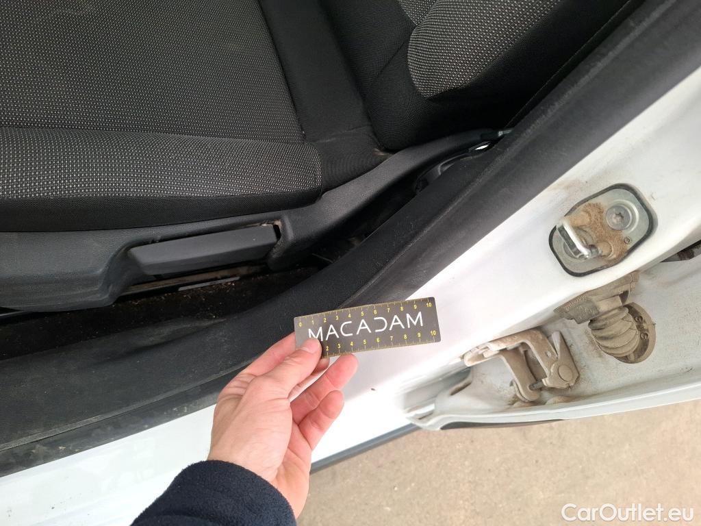  Citroen  C3  Shine Business 1.2 PureTech 110CV BVM6 E6d #3