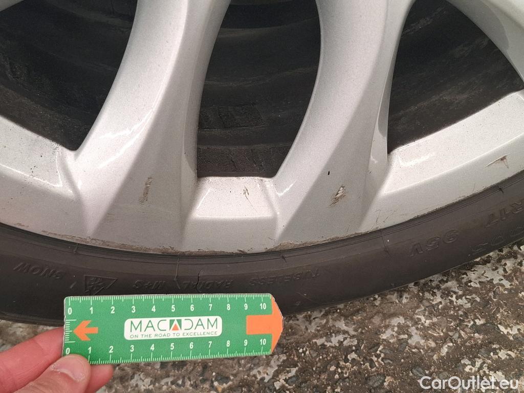  Bmw  Serie 2 Série 2 Gran Tourer 218d Lounge 2.0 150CV BVA8 E6d #42