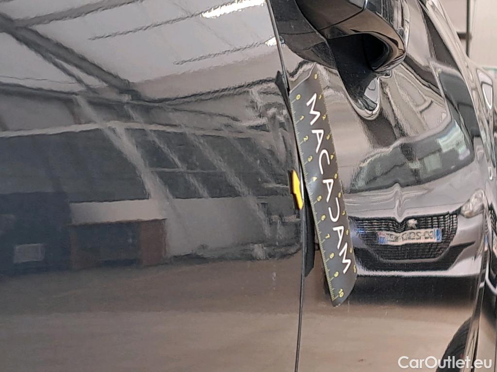  Hyundai  Konna HYUNDAI Kona / 2017 / 5P / SUV 1.6 GDi Hybrid DCT-6 Intuitive #10