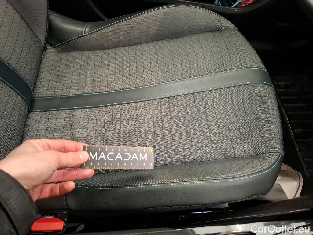  Peugeot  2008  Allure Business 1.2 PureTech 130CV BVA8 E6d #30