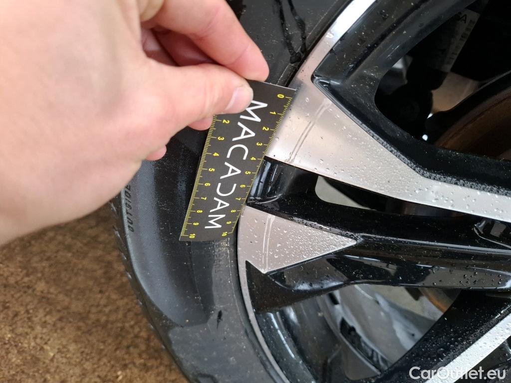  Peugeot  2008  Allure Business 1.2 PureTech 130CV BVA8 E6d #12