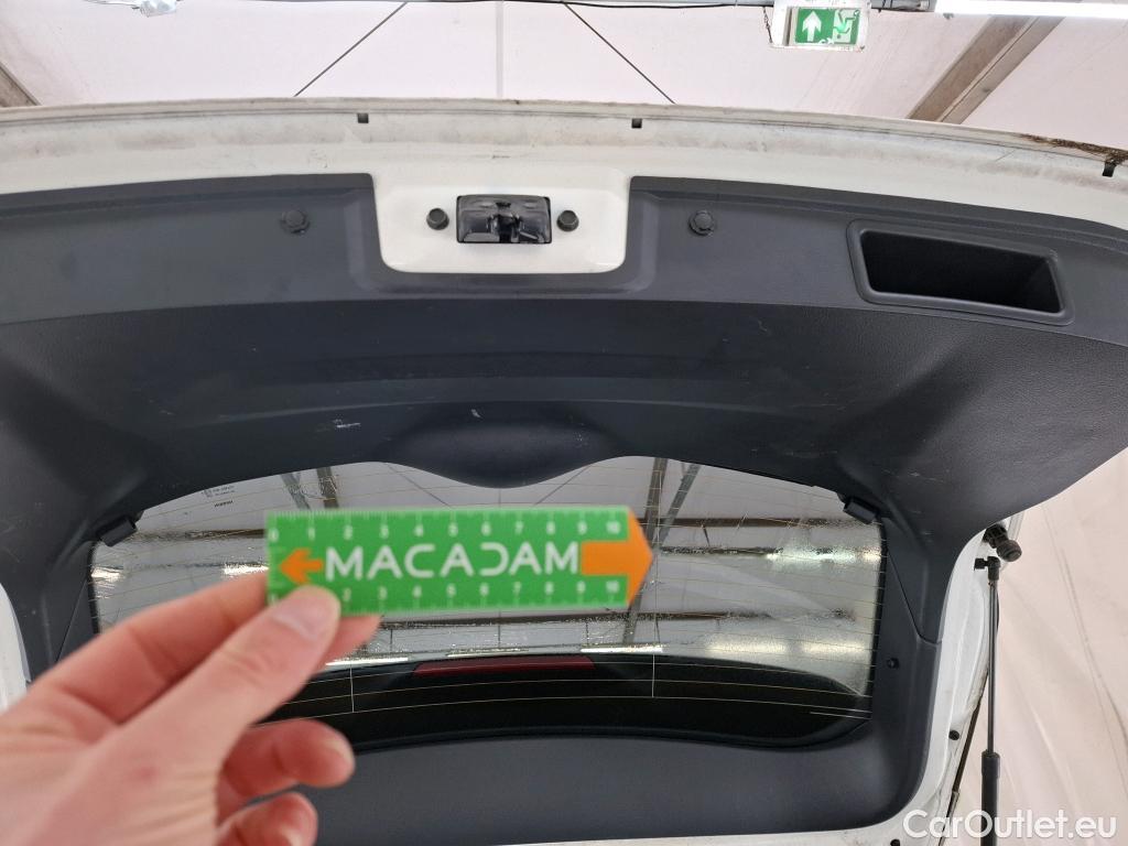  Nissan  Qashqai NISSAN  5p Crossover 1.3 DIG-T 140 Tekna #19