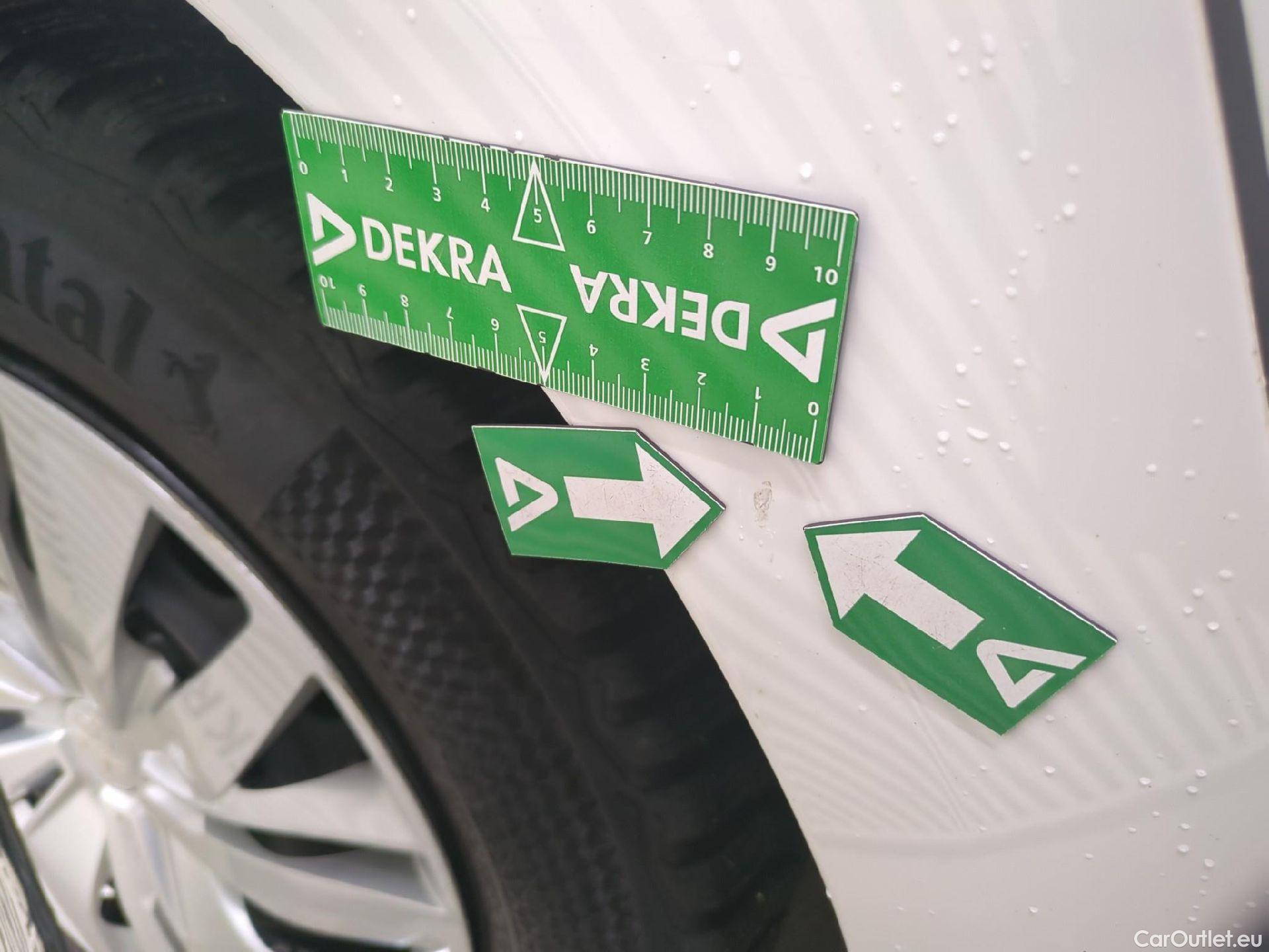  Peugeot  208  Premium 1.5 HDi 100CV BVM6 E6d #25