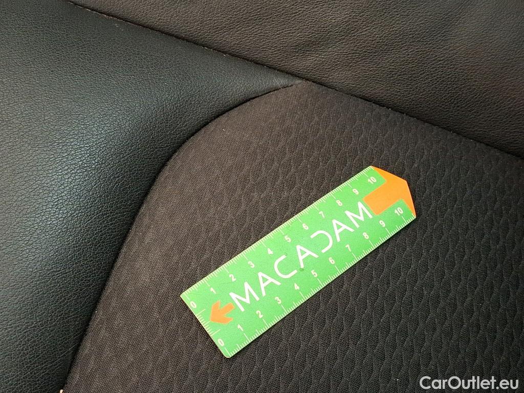  Nissan  Qashqai NISSAN  5p Crossover 1.3 DIG-T 140 Tekna #43