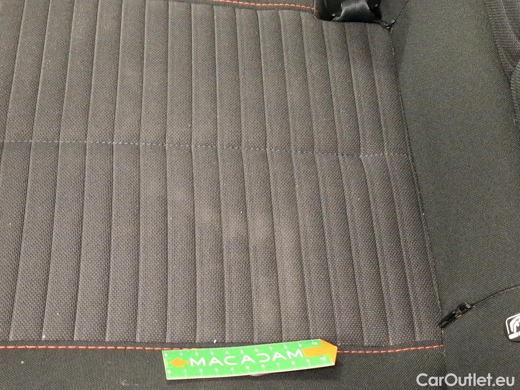  Peugeot  2008  Active Pack 1.5 HDi 110CV BVM6 E6d #25