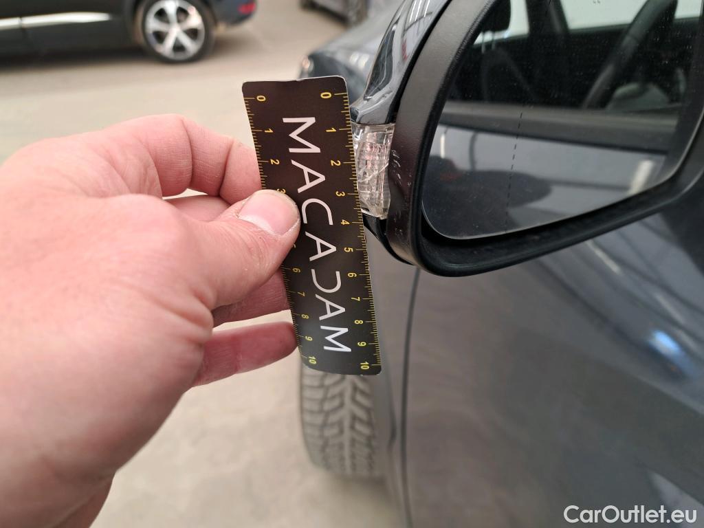  Hyundai  Konna HYUNDAI Kona / 2017 / 5P / SUV 1.6 GDi Hybrid DCT-6 Intuitive #2