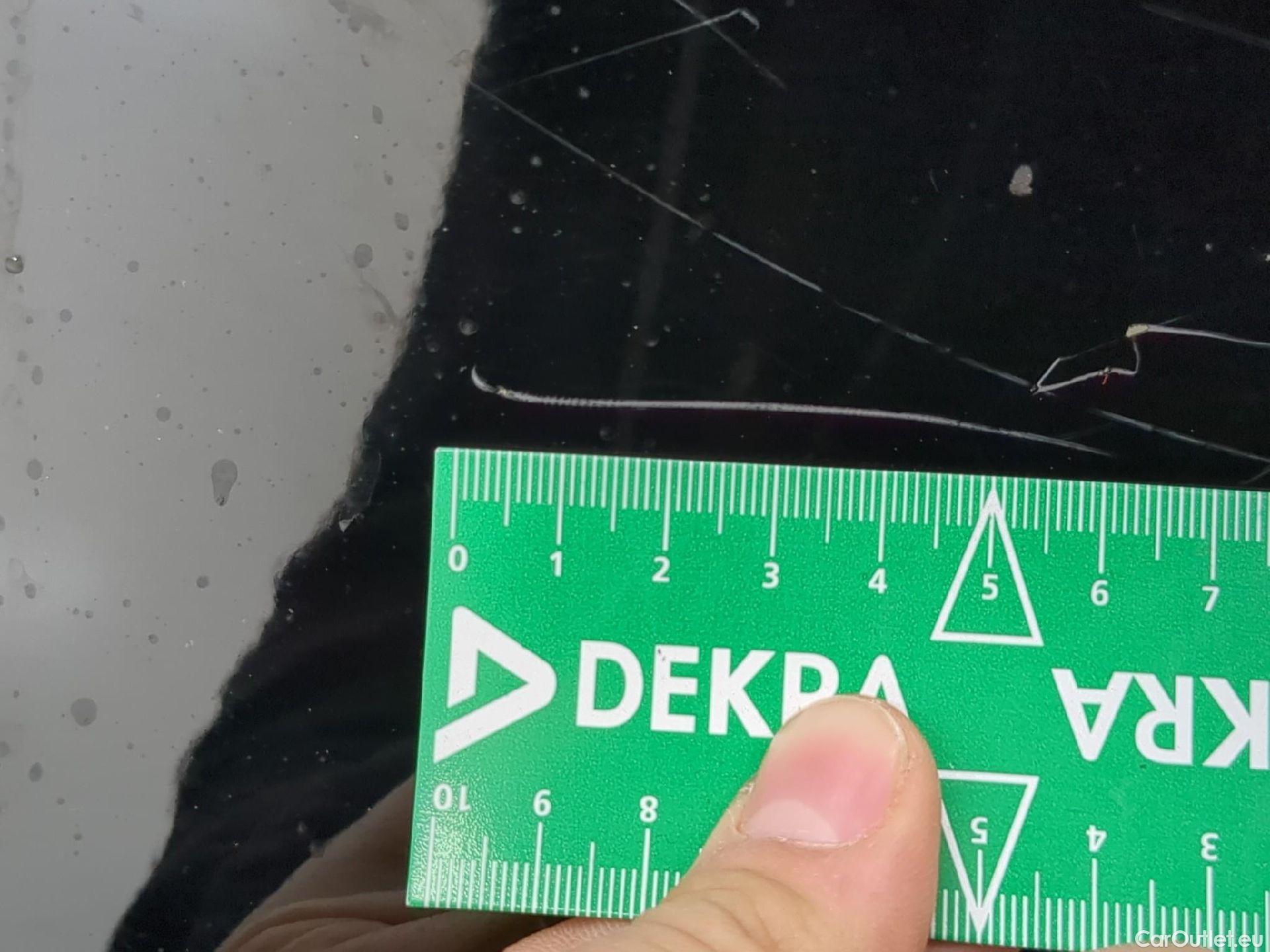  Mercedes  CLA-Klasse MERCEDES-BENZ CLA Shooting Brake / 2019 / 5P / Break CLA 200 d Progressive Line BA8 #9