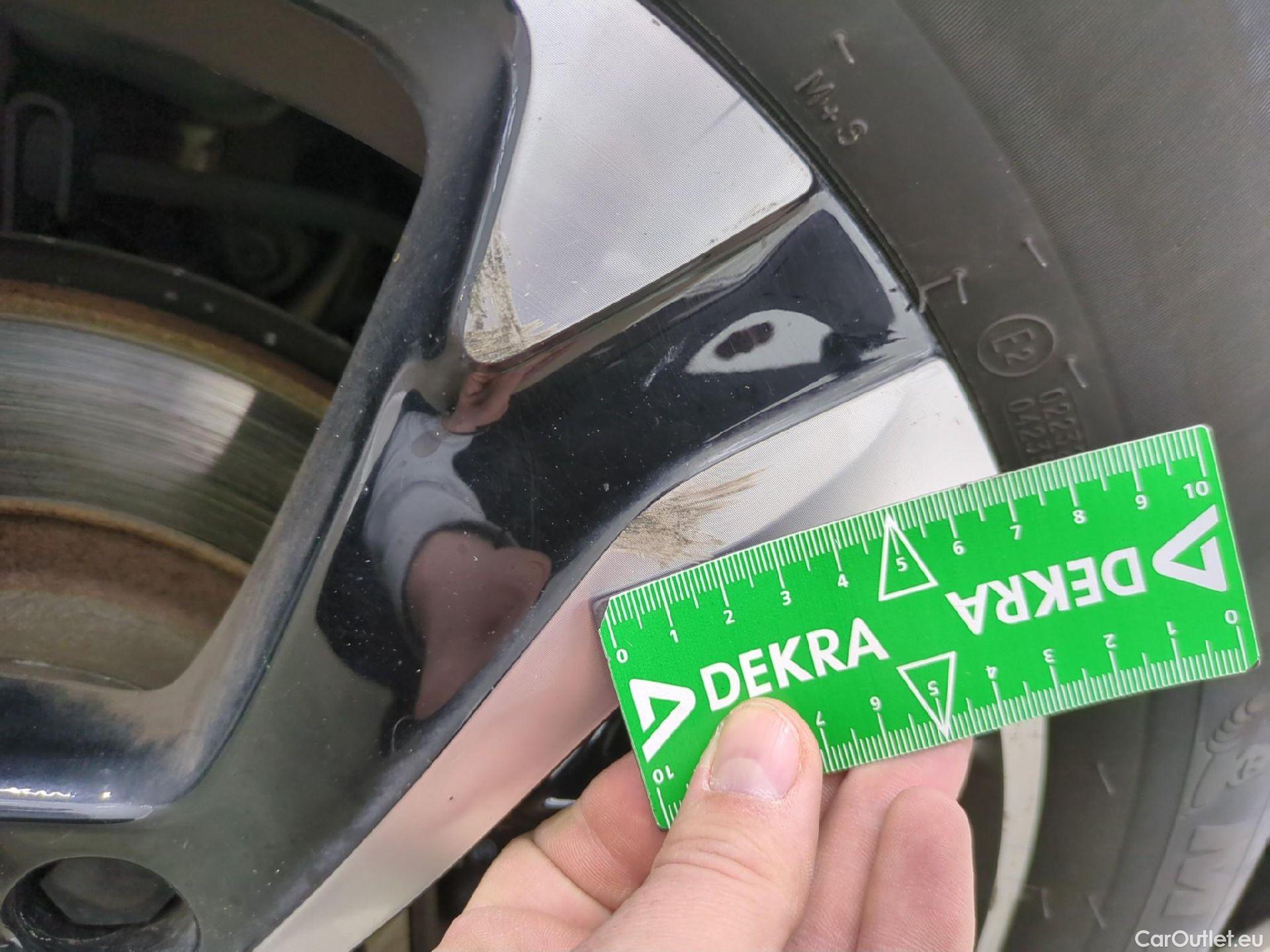  DS  DS7 7 Crossback Business 1.2 PureTech 130CV BVA8 E6d #26