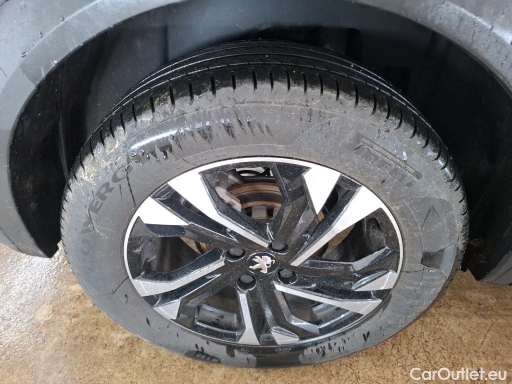  Peugeot  2008  Allure Business 1.2 PureTech 130CV BVA8 E6d #13