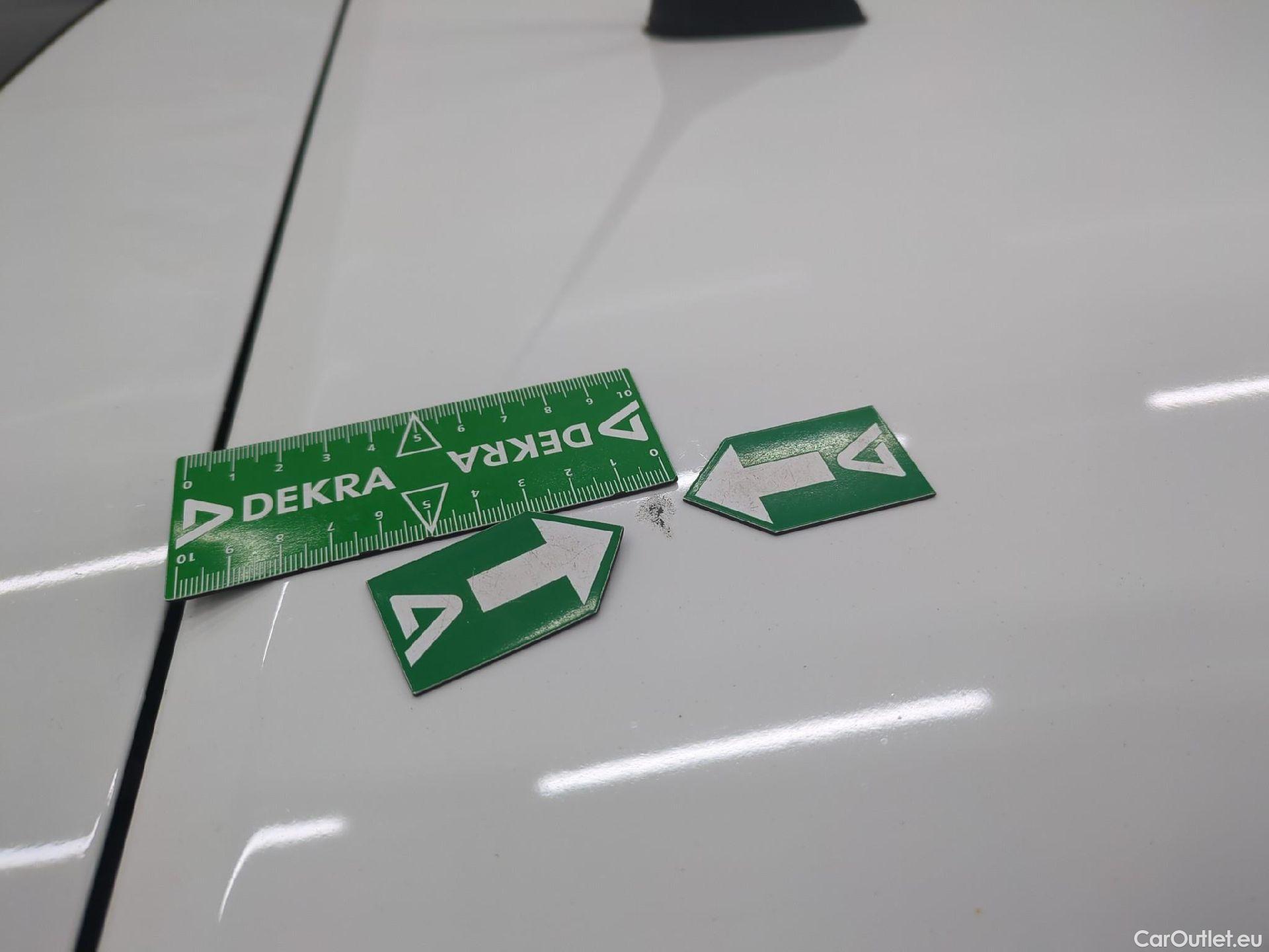  Peugeot  208  Premium 1.5 HDi 100CV BVM6 E6d #19