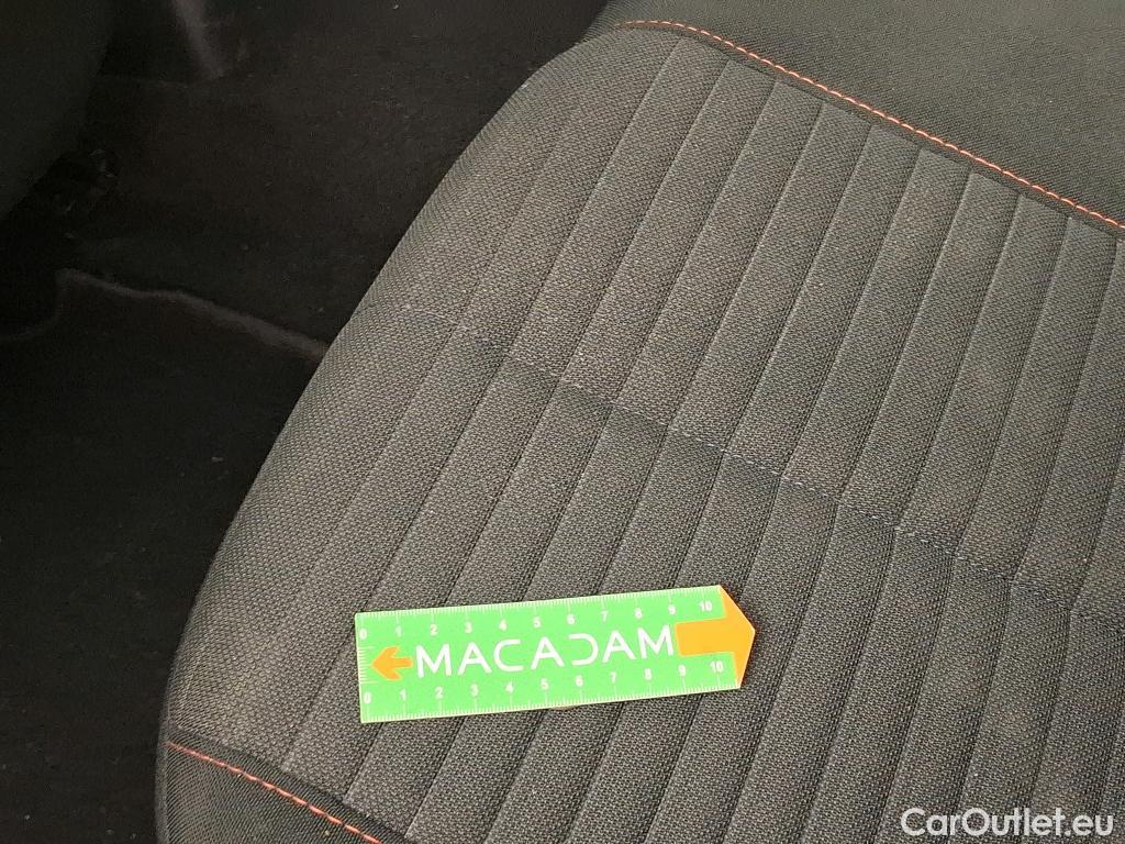  Peugeot  2008  Active Pack 1.5 HDi 110CV BVM6 E6d #26