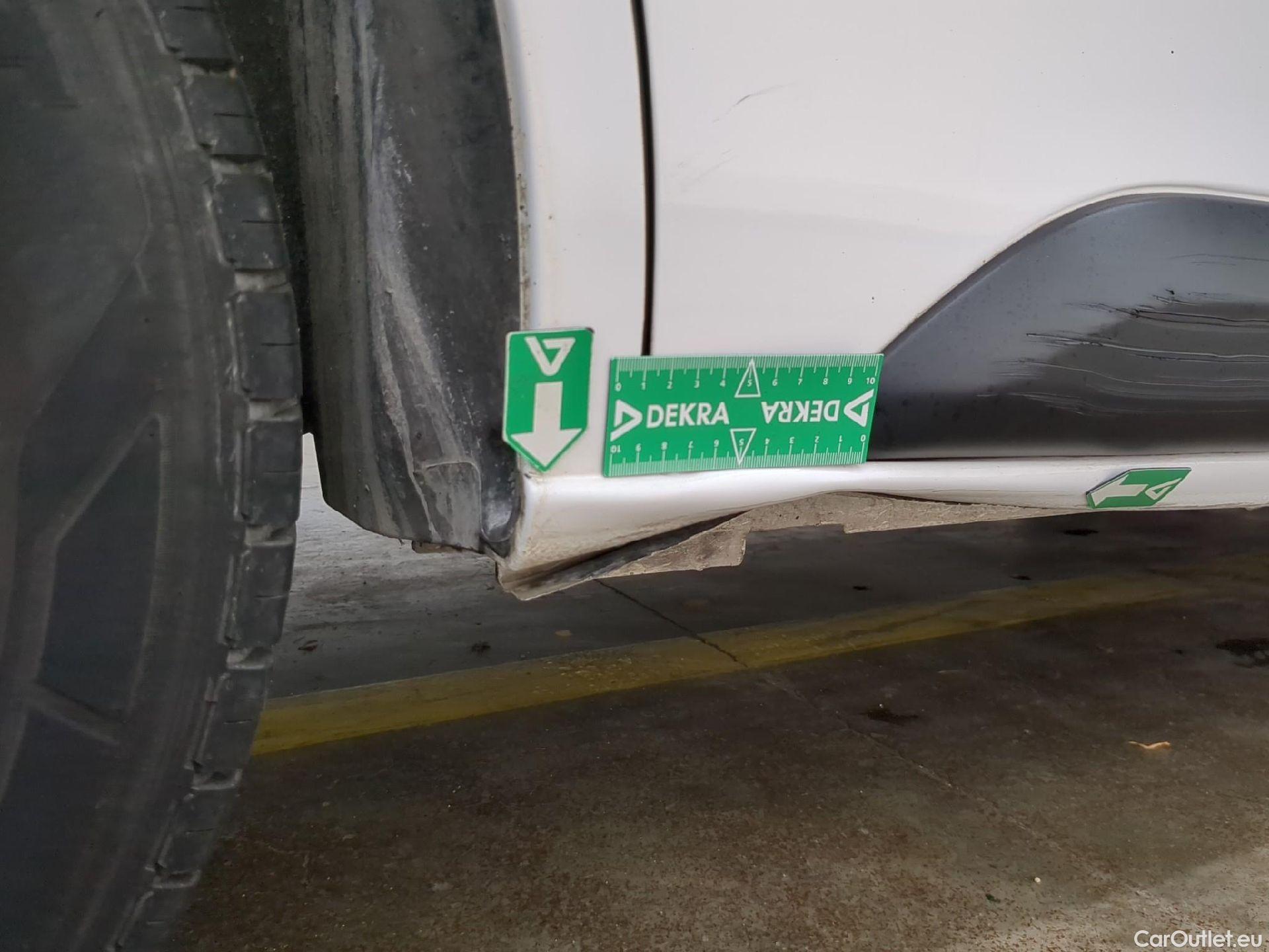  Peugeot  Expert  Fourgon Premium L1 1.5 HDi 120CV BVM6 E6d #35