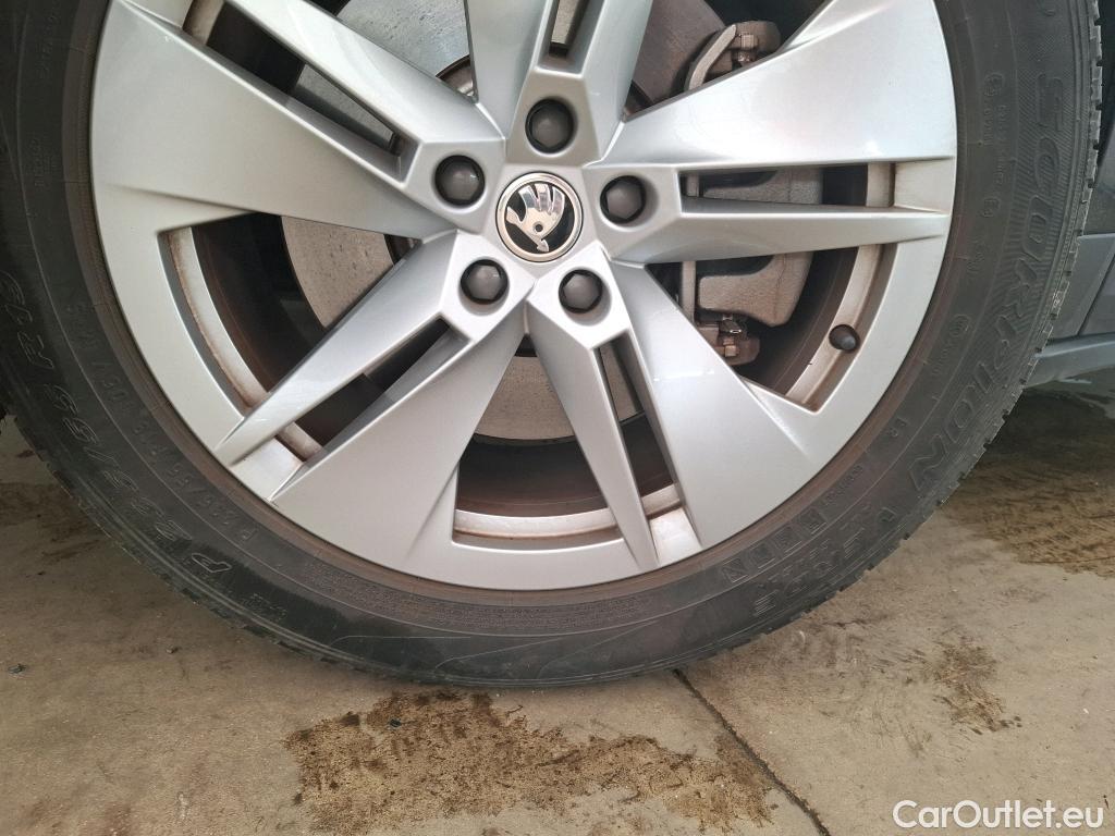  Skoda  ENYAQ  iV 80 Loft 82kWh BVA #34