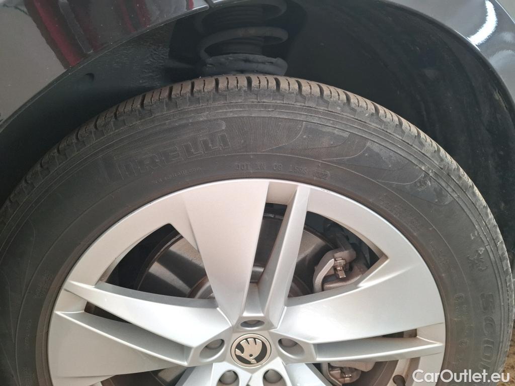  Skoda  ENYAQ  iV 80 Loft 82kWh BVA #33