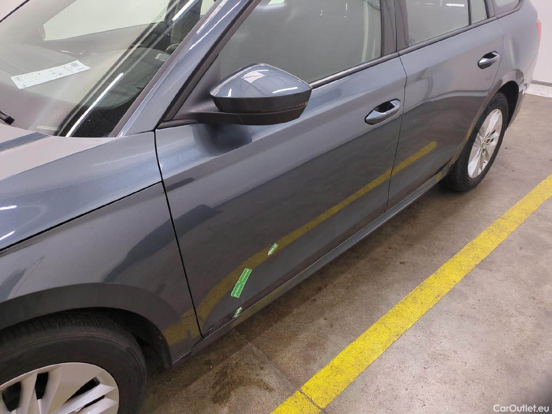  Skoda  Octavia  Combi Business 2.0 TDI 115CV BVM6 E6d #11