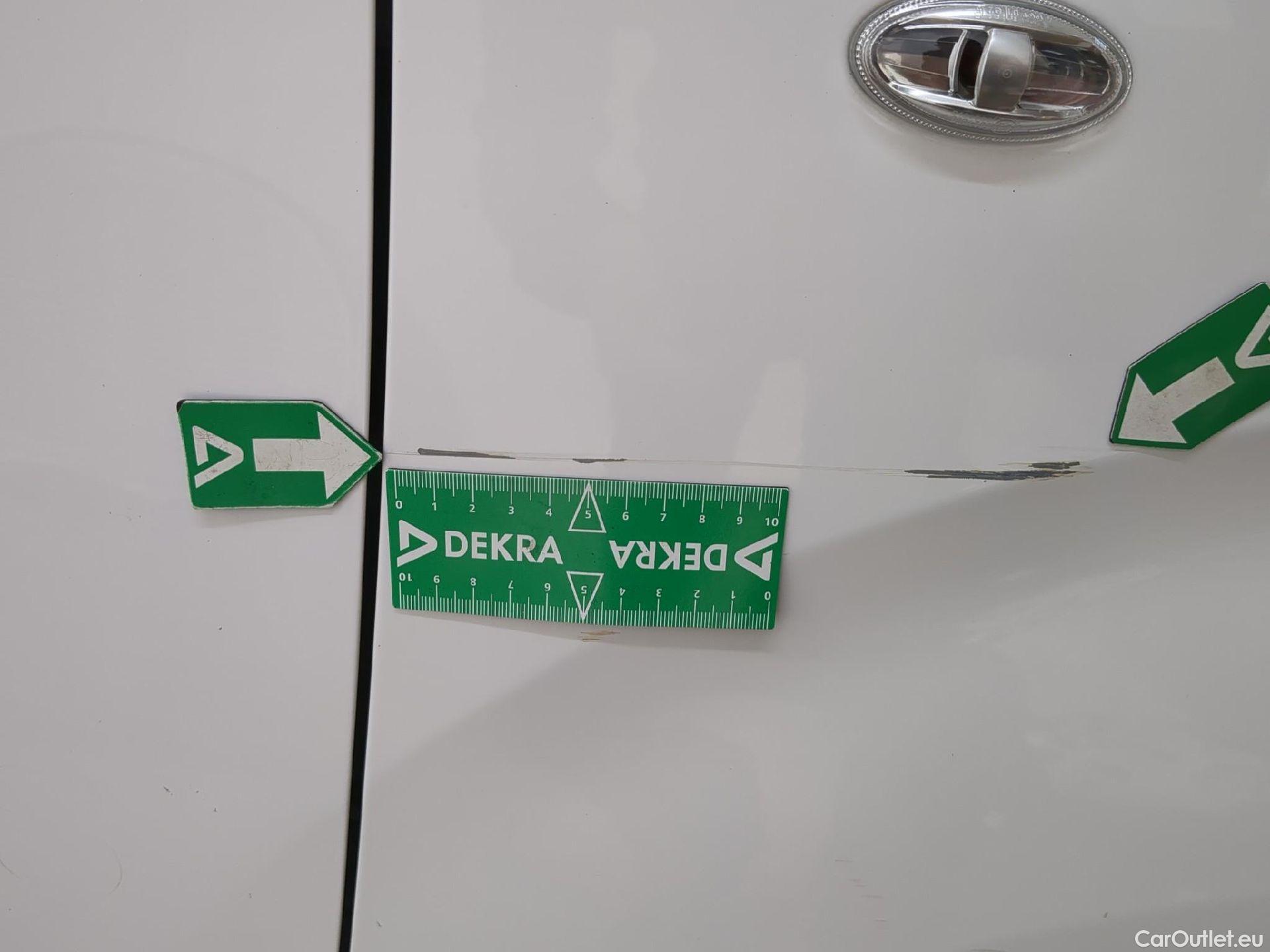  Peugeot  Expert  Fourgon Premium L1 1.5 HDi 120CV BVM6 E6d #11