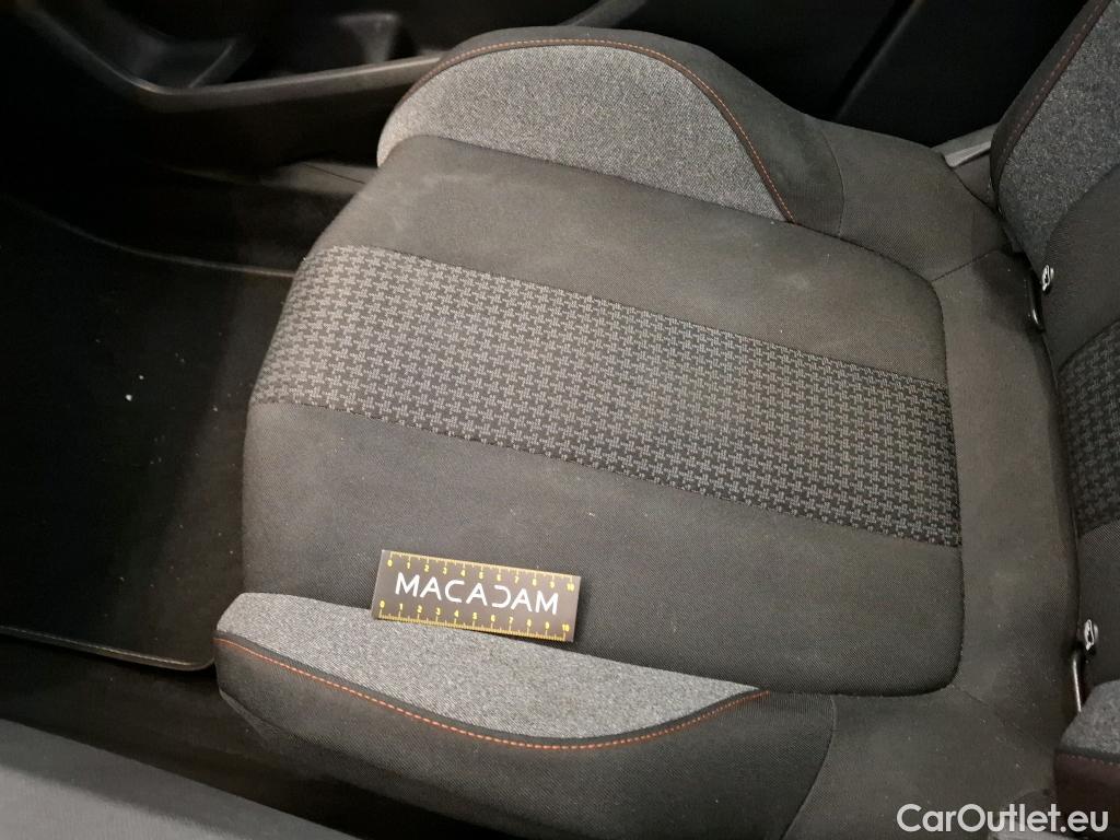  Peugeot  3008  Active Business 1.5 HDi 130CV BVM6 E6d #18