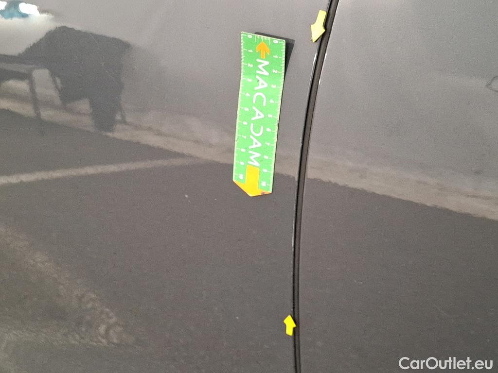  Volkswagen  Golf  VOLKSWAGEN SW / 2020 / 5P / Break 2.0 TDI SCR 115 DSG7 Life Business #22