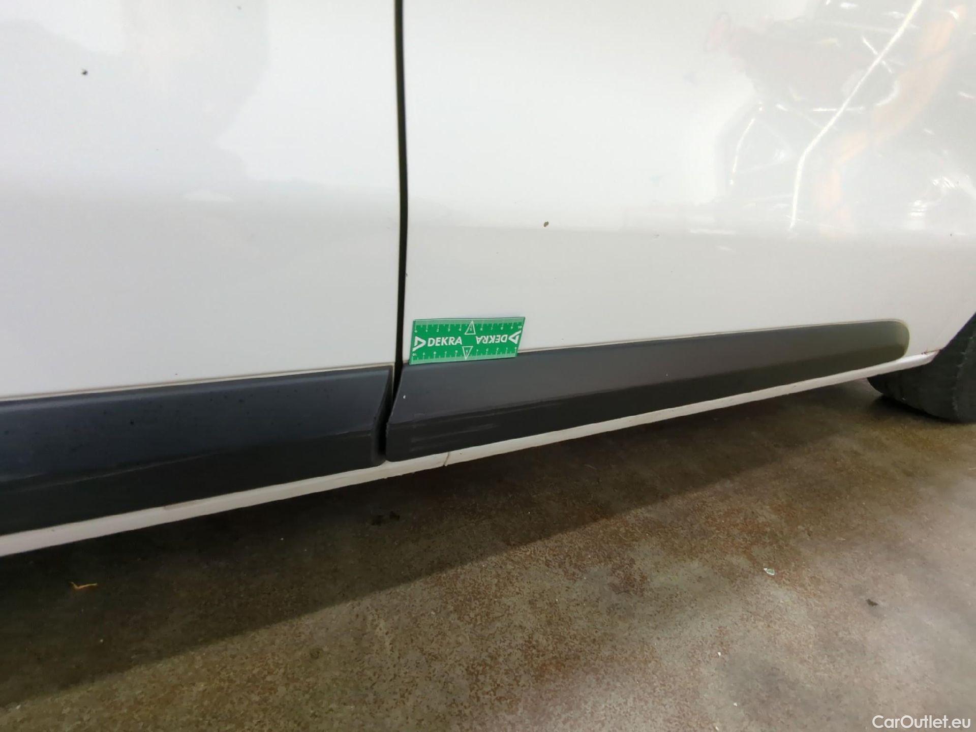  Peugeot  Expert  Fourgon Premium L1 1.5 HDi 120CV BVM6 E6d #7