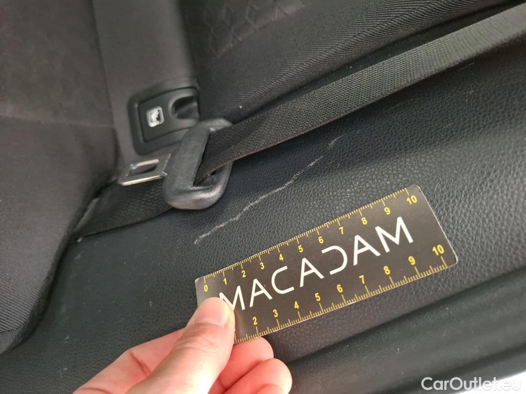  Toyota  Yaris TOYOTA  Hybride / 2019 / 5P / Berline Hybride 116h Design #6