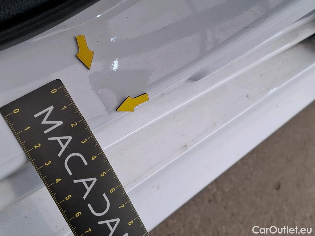  Toyota  Yaris TOYOTA  Hybride / 2019 / 5P / Berline Hybride 116h Design #9