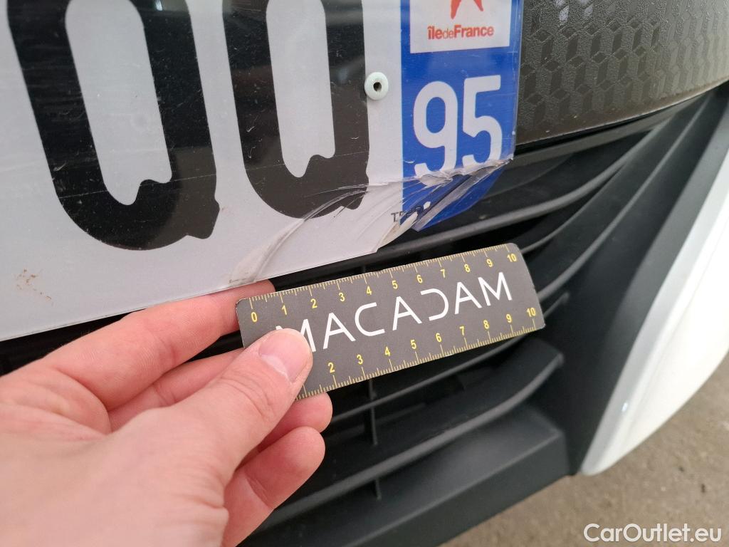  Toyota  Yaris TOYOTA  Hybride / 2019 / 5P / Berline Hybride 116h Design #15