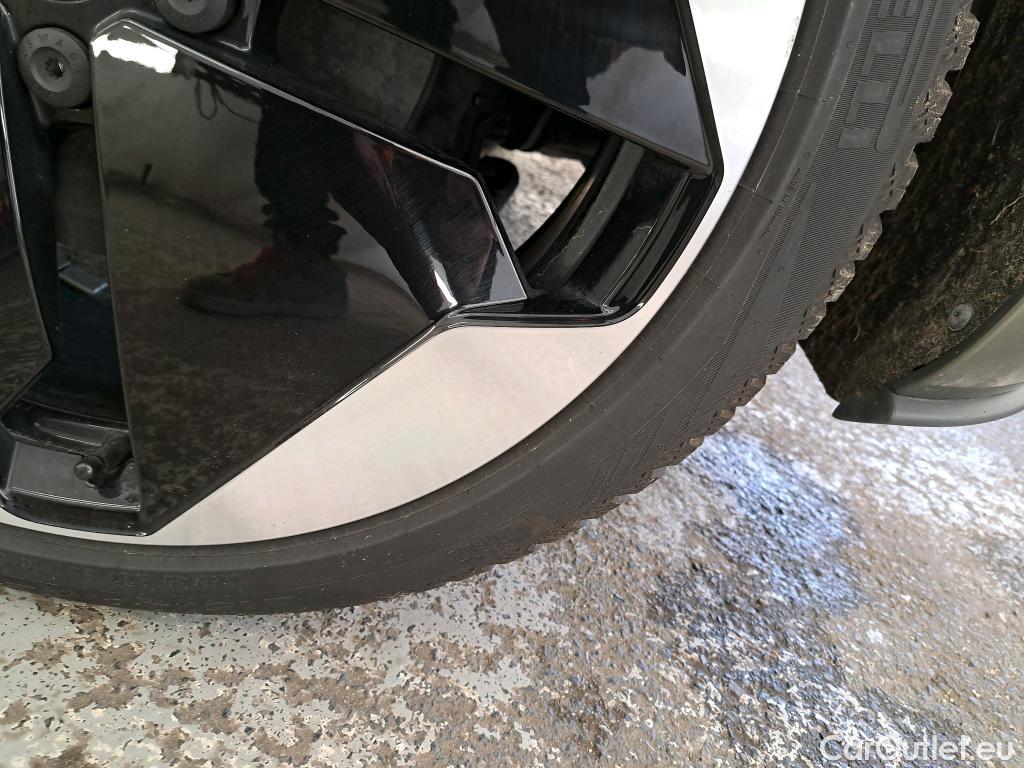  Volkswagen  ID.3  150 kW Pro Performance Style 58kWh BVA #27