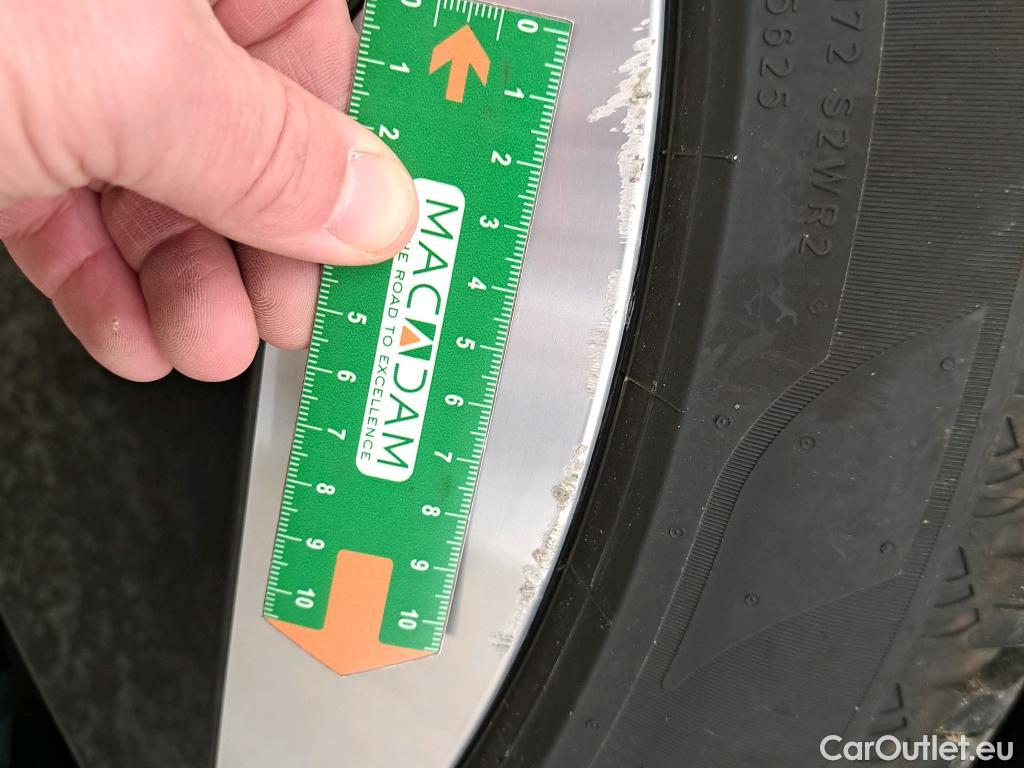  Volkswagen  ID.3  150 kW Pro Performance Style 58kWh BVA #11