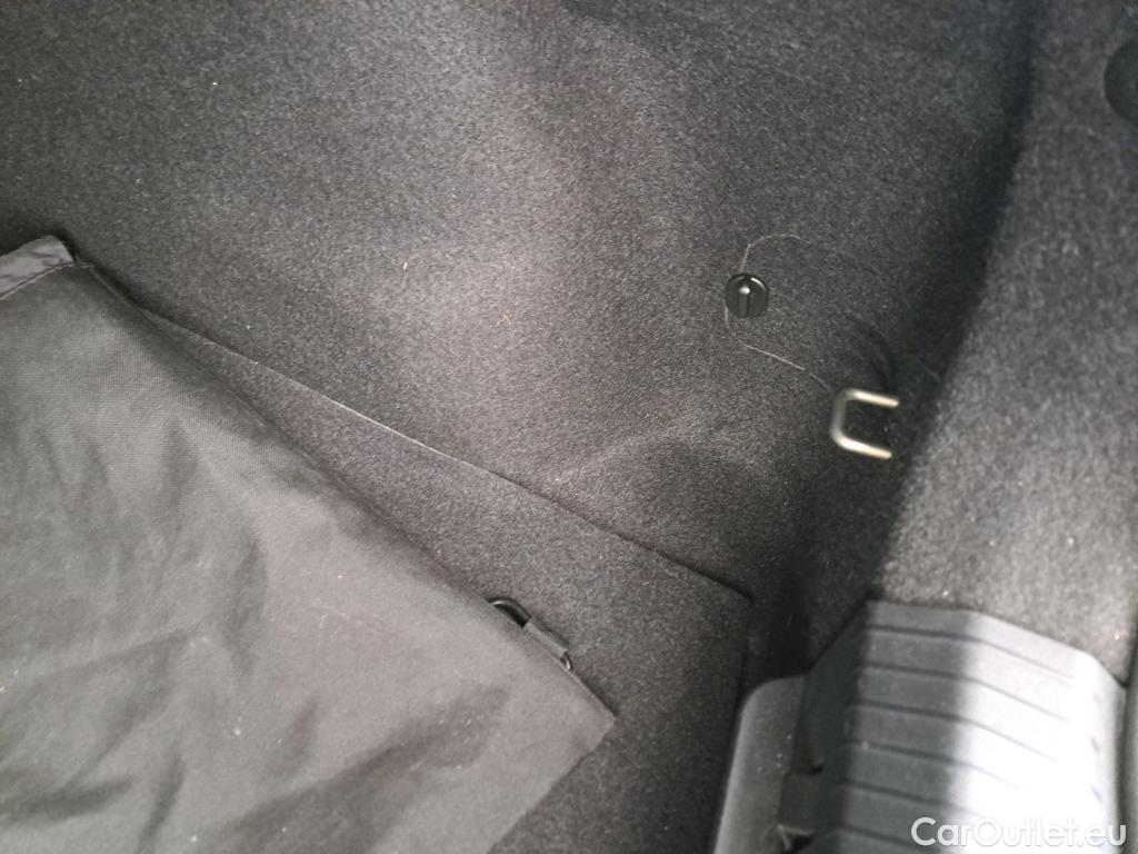  Volkswagen  ID.3  150 kW Pro Performance Style 58kWh BVA #21