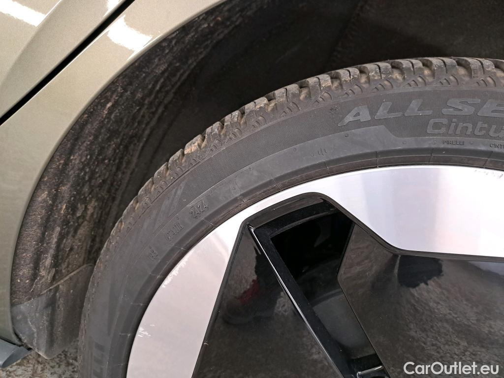  Volkswagen  ID.3  150 kW Pro Performance Style 58kWh BVA #24