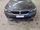  Bmw  Serie 3 BMW  / 2018 / 5P / STATION WAGON 318D 48V BUSINESS ADVANTAGE TOURING AUTO #24